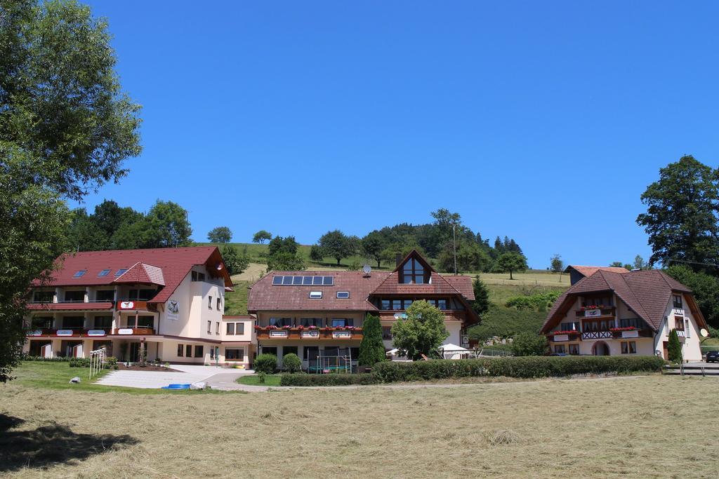 Landgasthof Adler Pelzmuehle Biederbach Exterior photo
